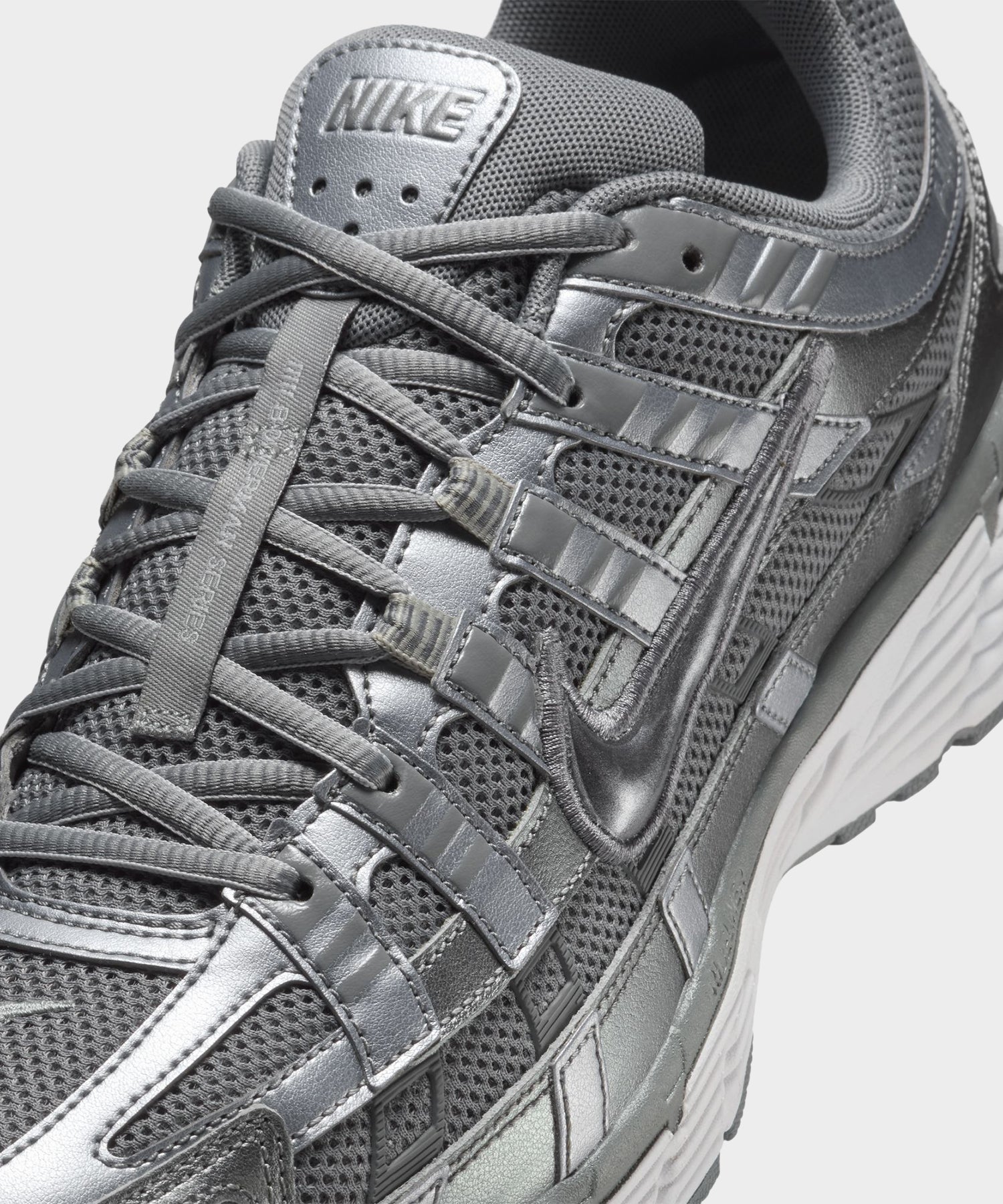 Nike P-6000 Sneaker - Image 3