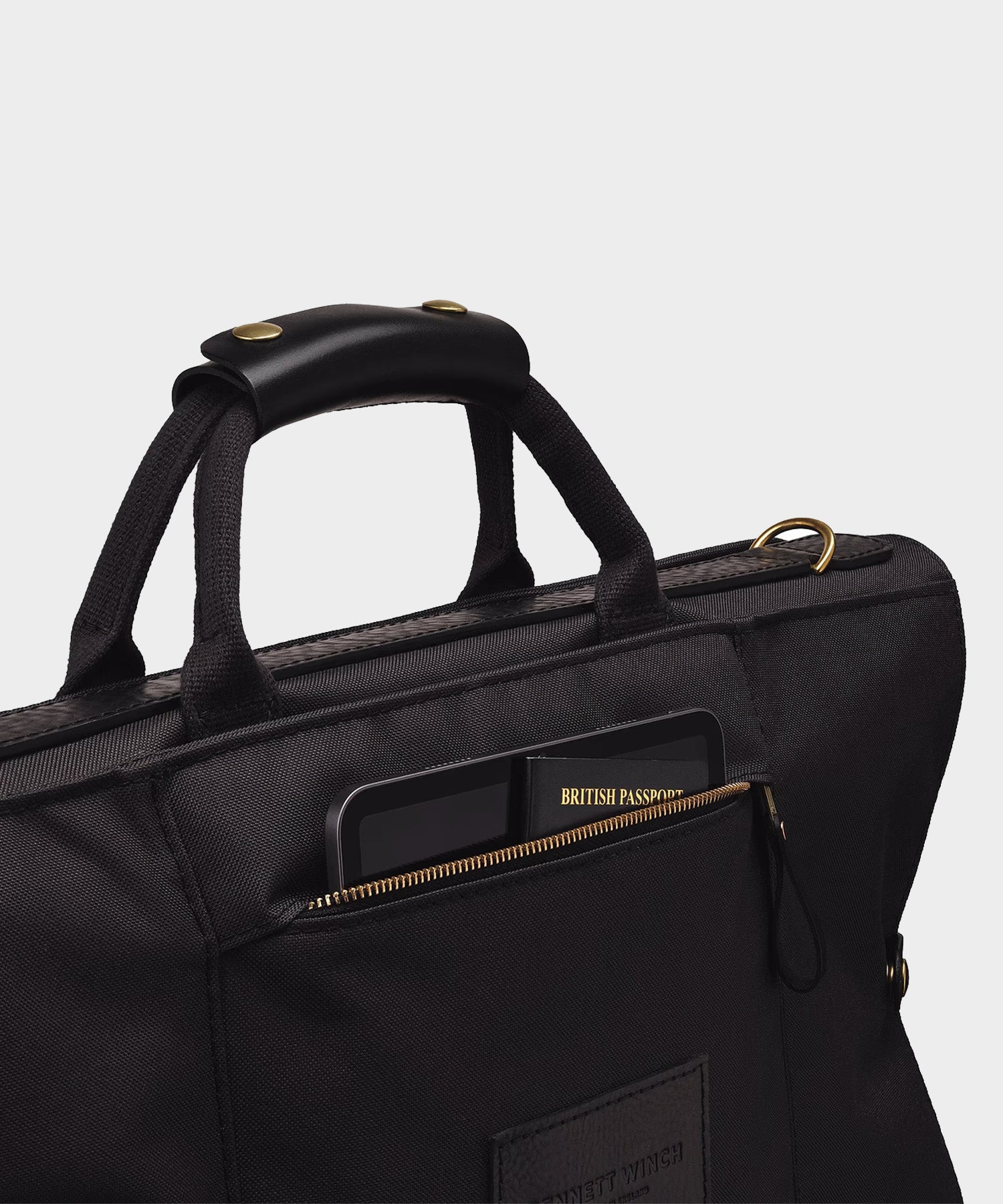 Bennett Winch Nylon Trifold Suit Carrier - Image 4