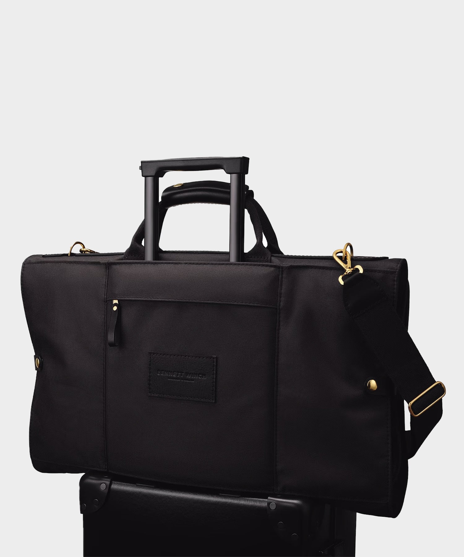 Bennett Winch Nylon Trifold Suit Carrier - Image 2