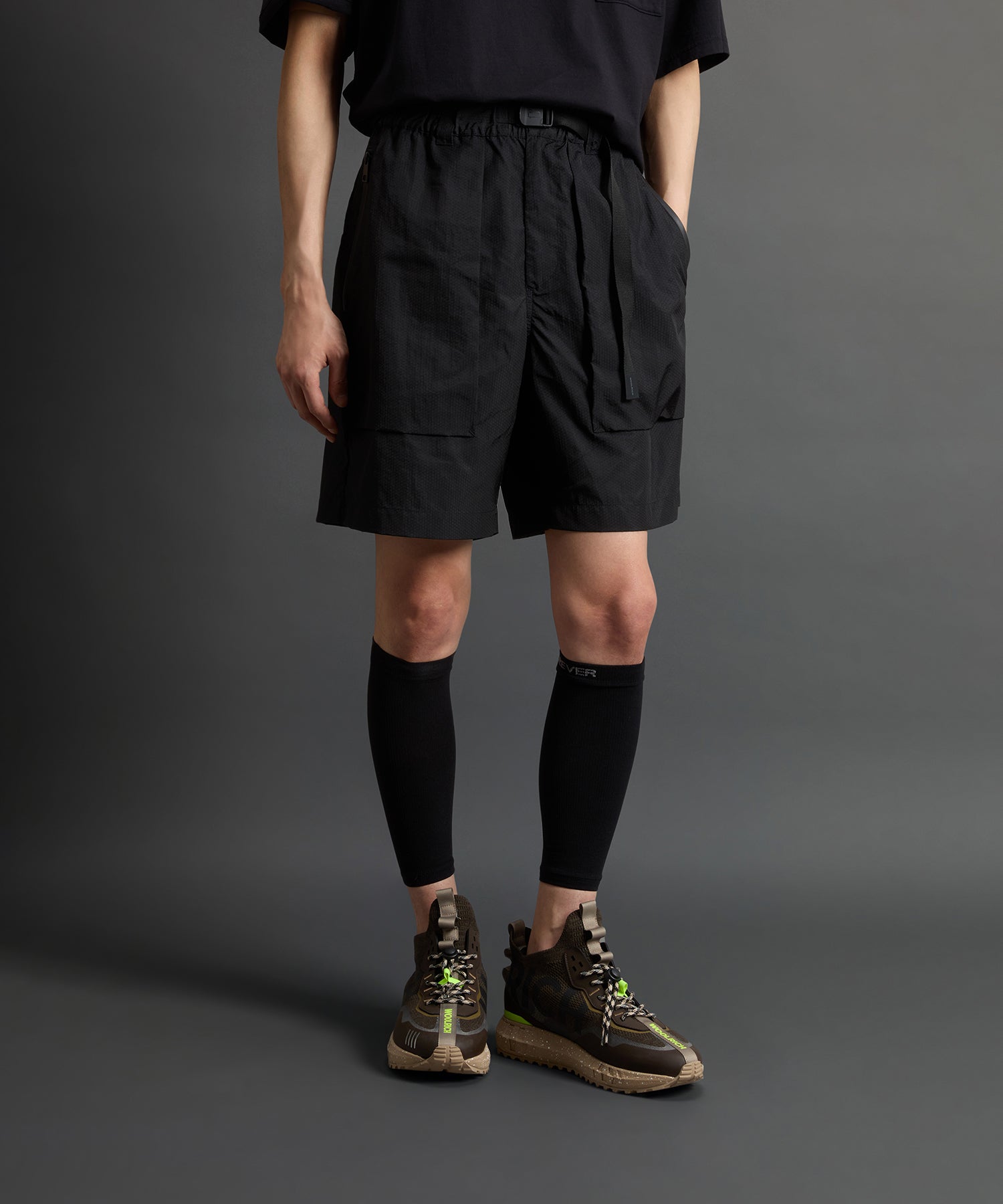 Todd Snyder x Woolrich Trek Short - Image 2