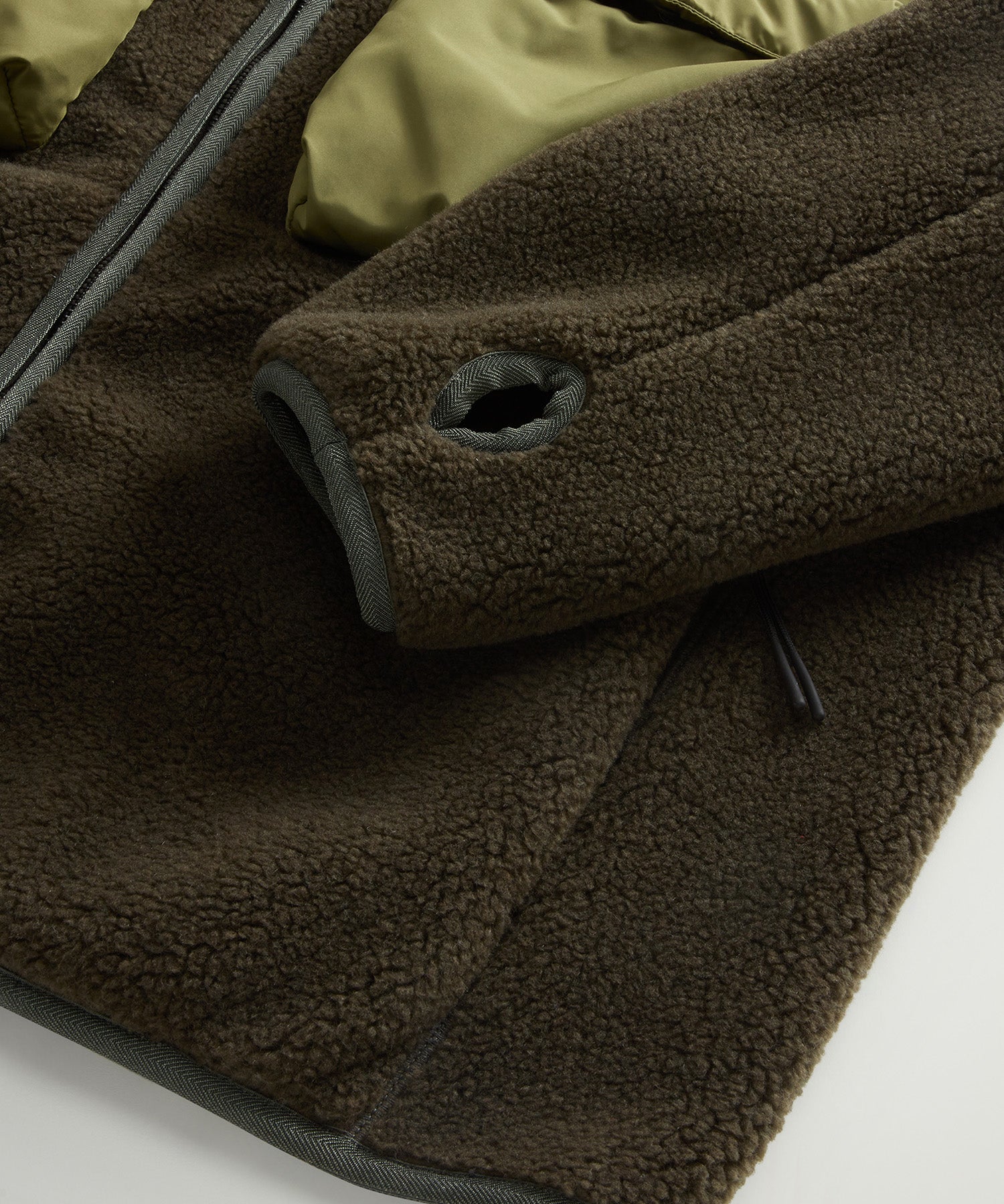 Todd Snyder x Woolrich Sherpa Fleece Quilted Full-Zip Jacket - Image 7