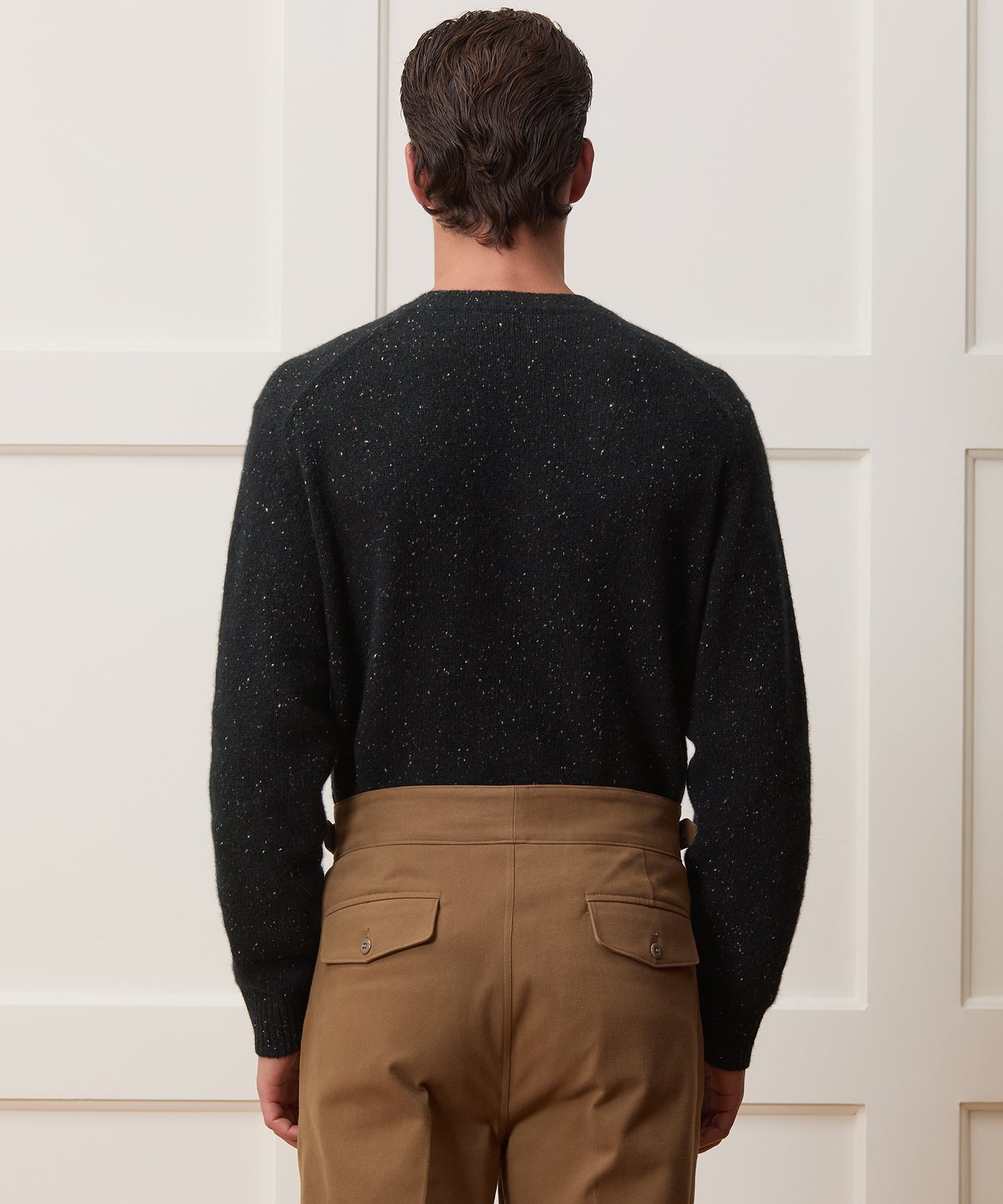 Donegal Cashmere V-Neck Sweater - Image 5
