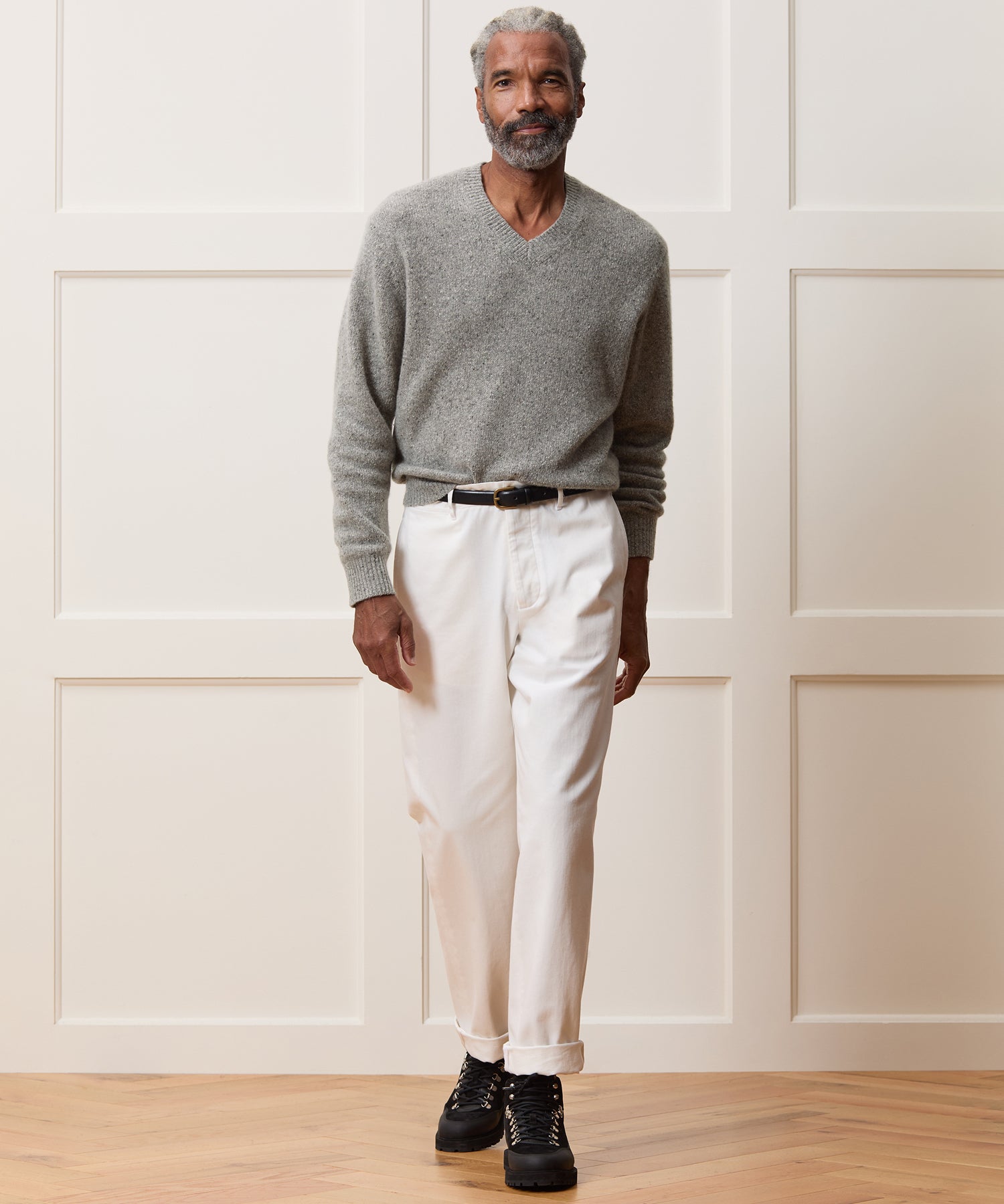 Donegal Cashmere V-Neck Sweater - Image 3