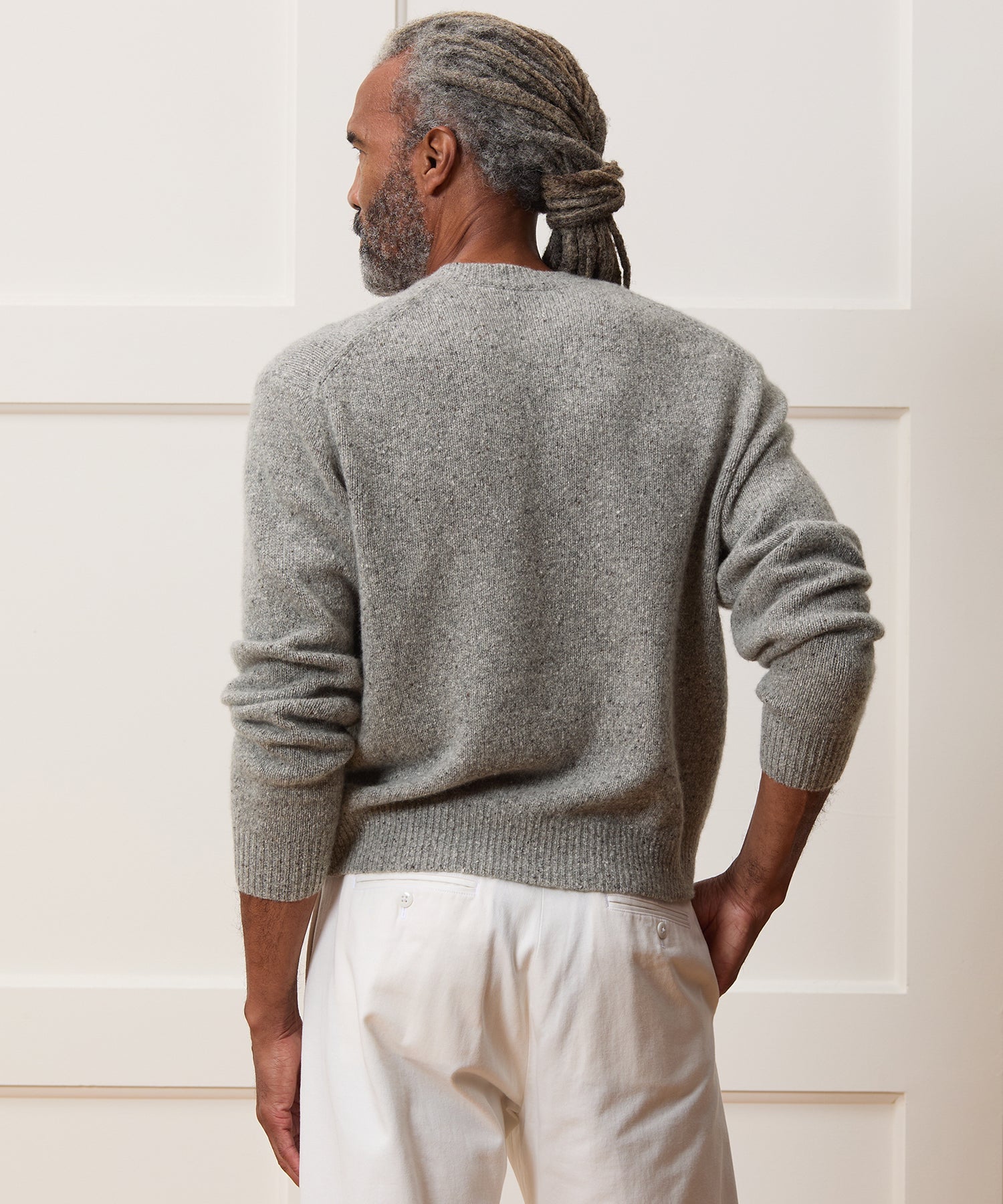 Donegal Cashmere V-Neck Sweater - Image 5