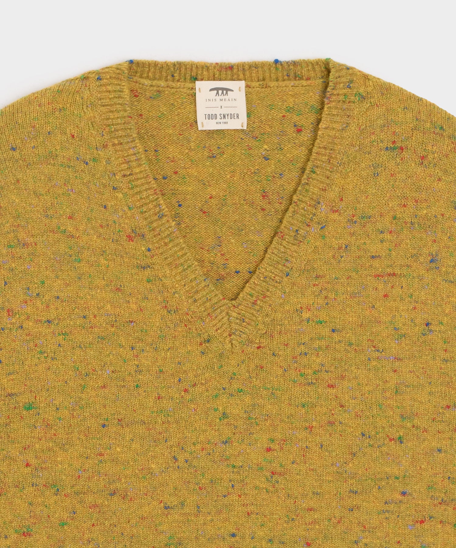 Inis Me??in Merino-Cashmere V-Neck Sweater - Image 6