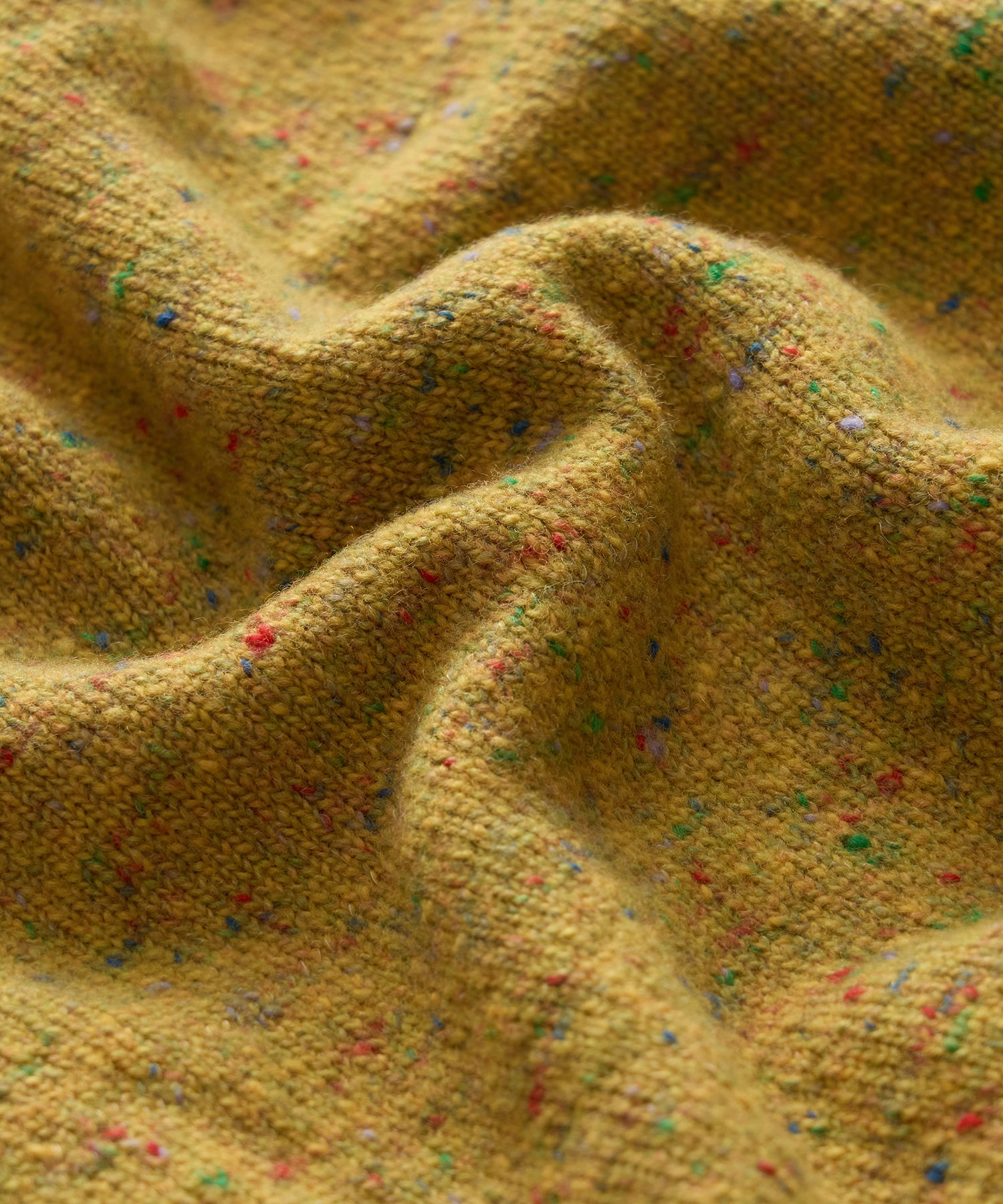 Inis Me??in Merino-Cashmere V-Neck Sweater - Image 8