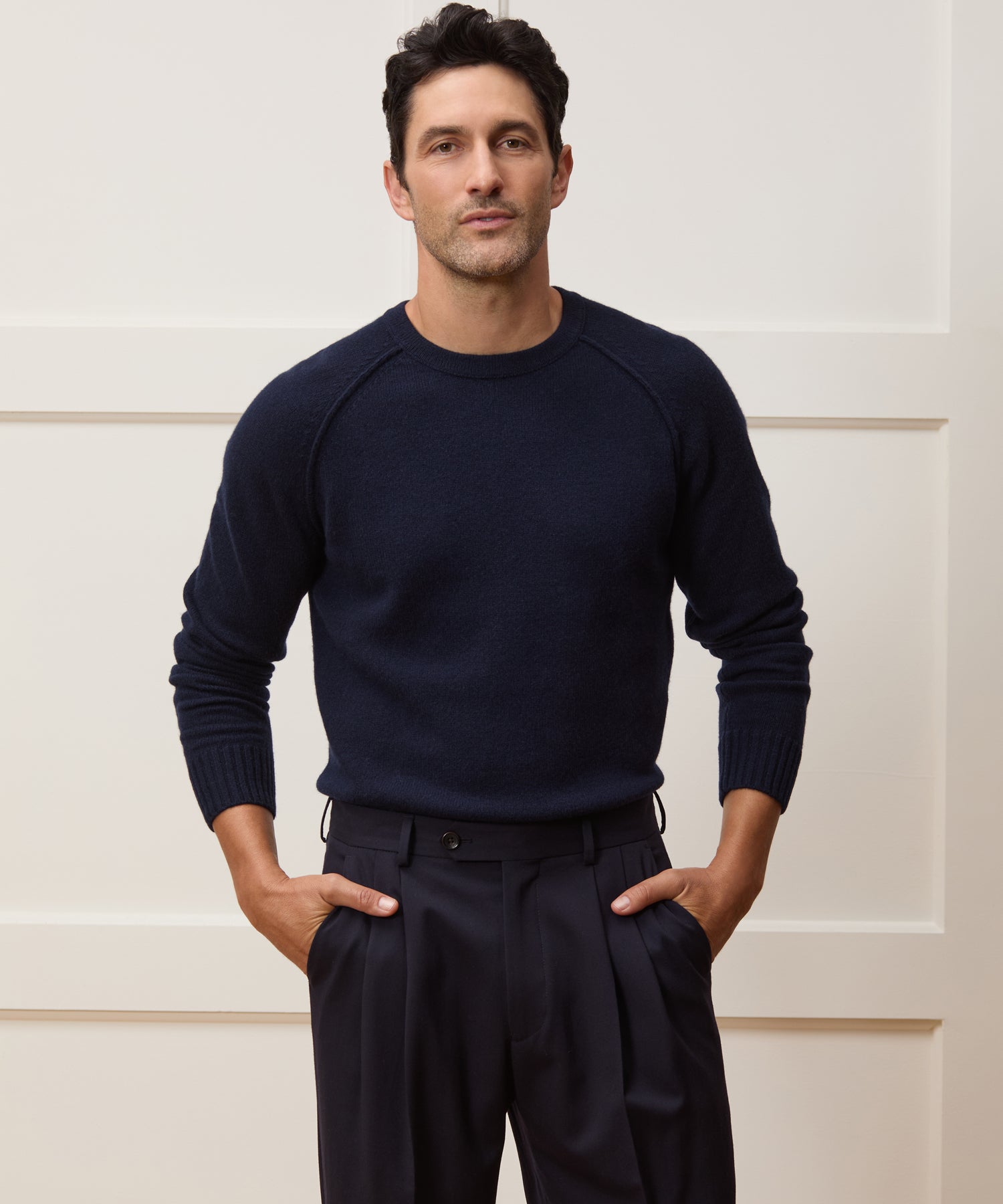 Nomad Cashmere Crewneck - Image 2