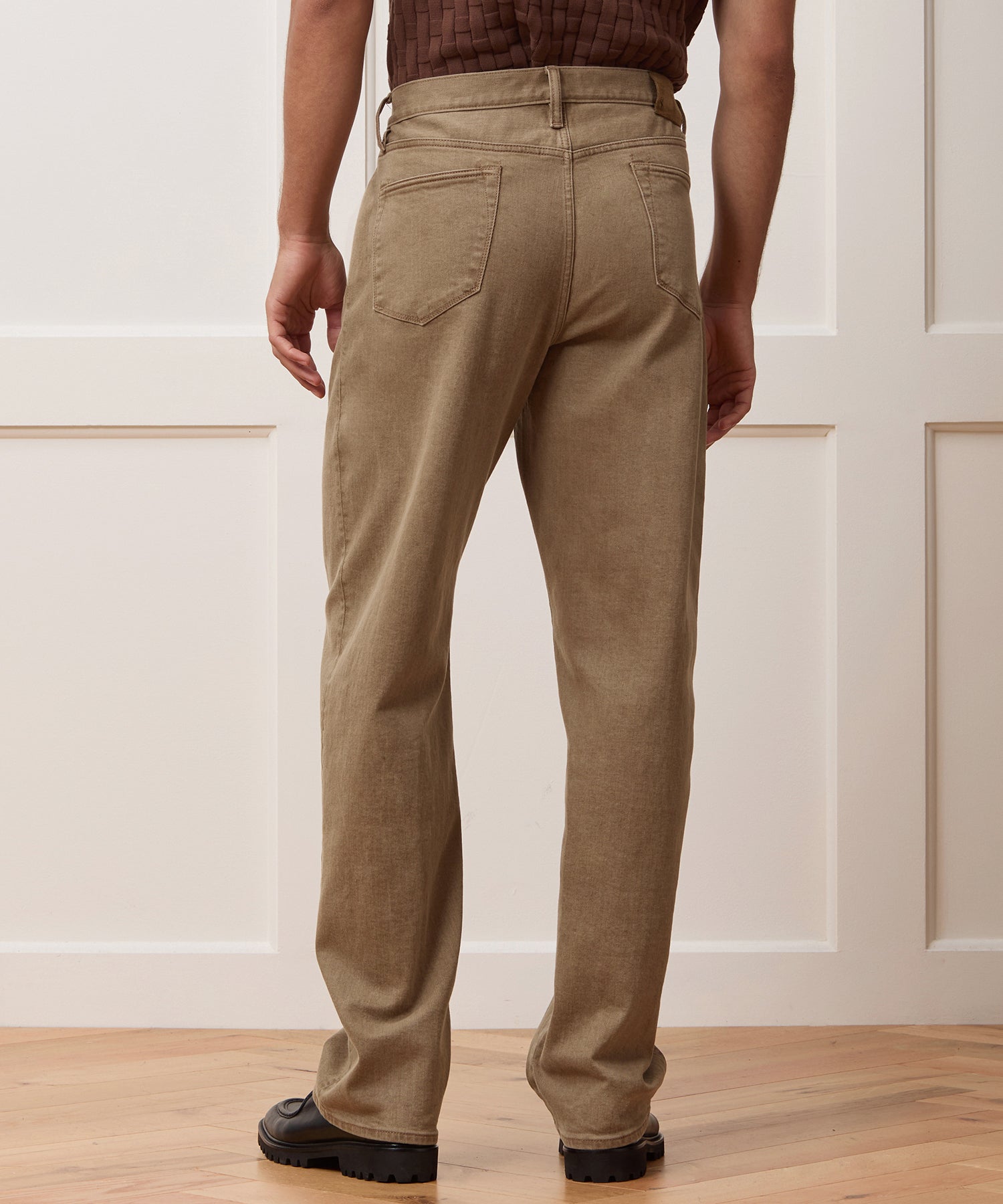 Relaxed 5-Pocket Pleated Jean in Light Brown - Image 4