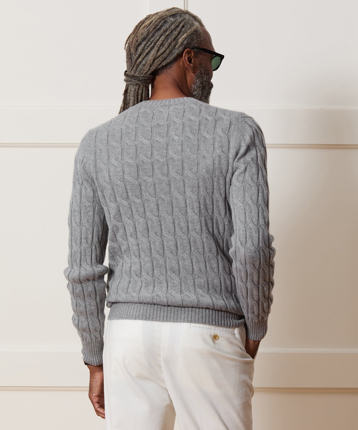 Italian Cashmere Cable Knit Sweater - Image 5
