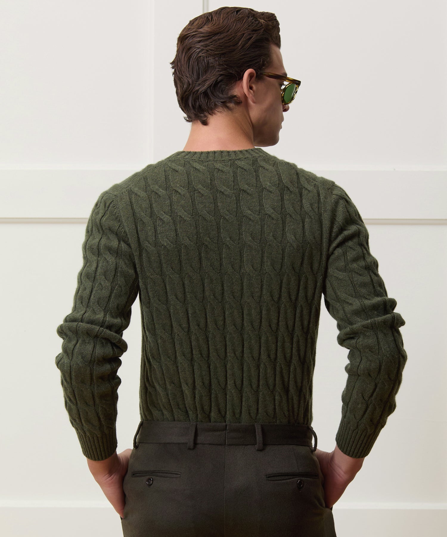 Italian Cashmere Cable Knit Sweater - Image 5