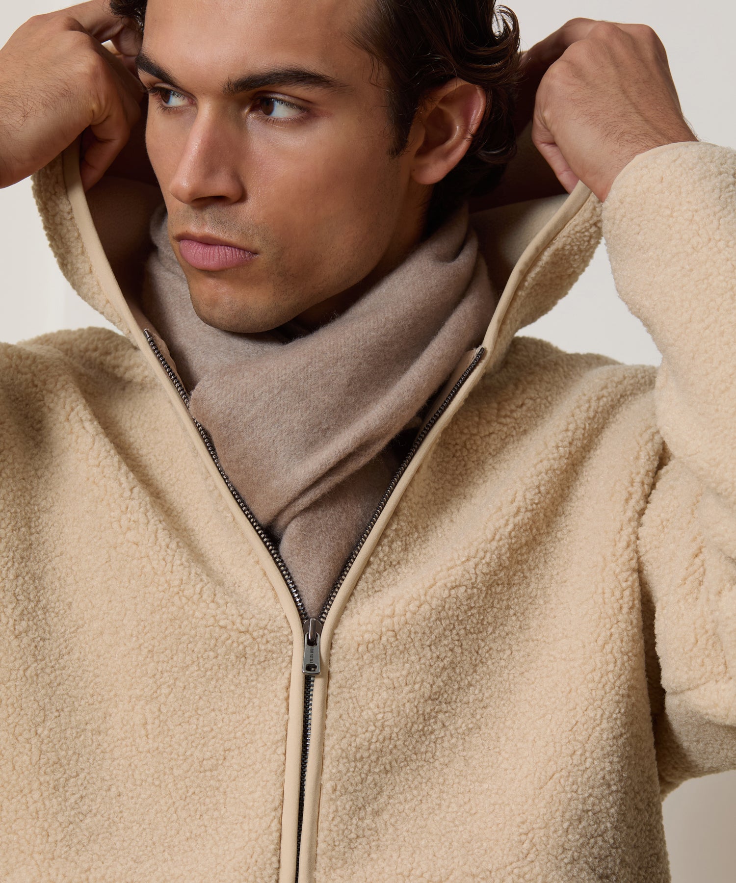 Sherpa Fleece Lodge Full-Zip Hoodie - Image 4