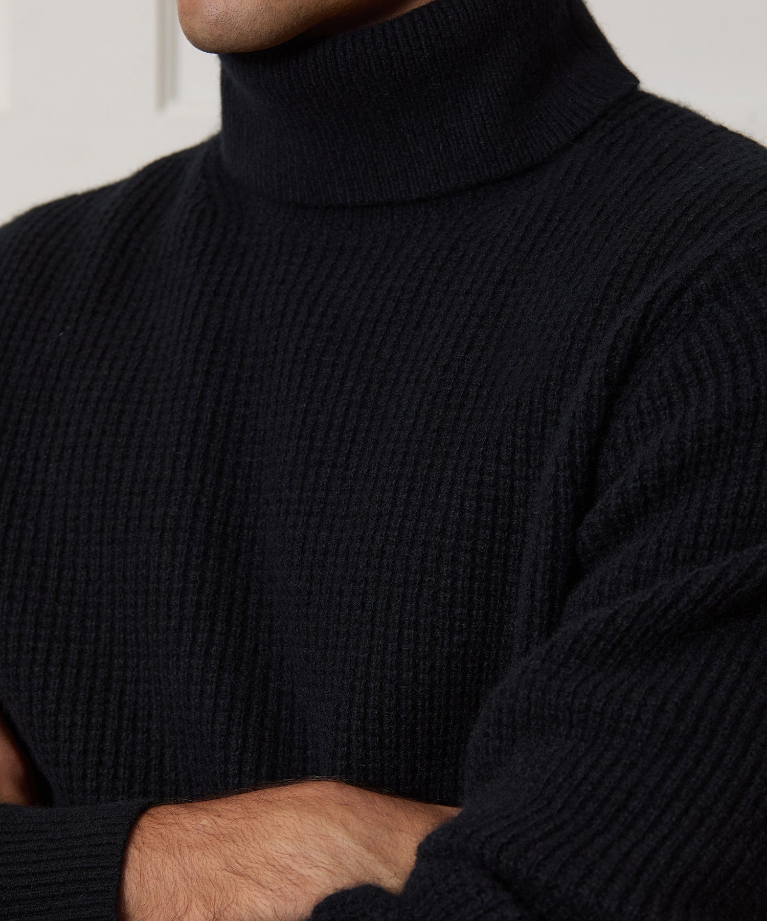 Waffle Cashmere Turtleneck - Image 4