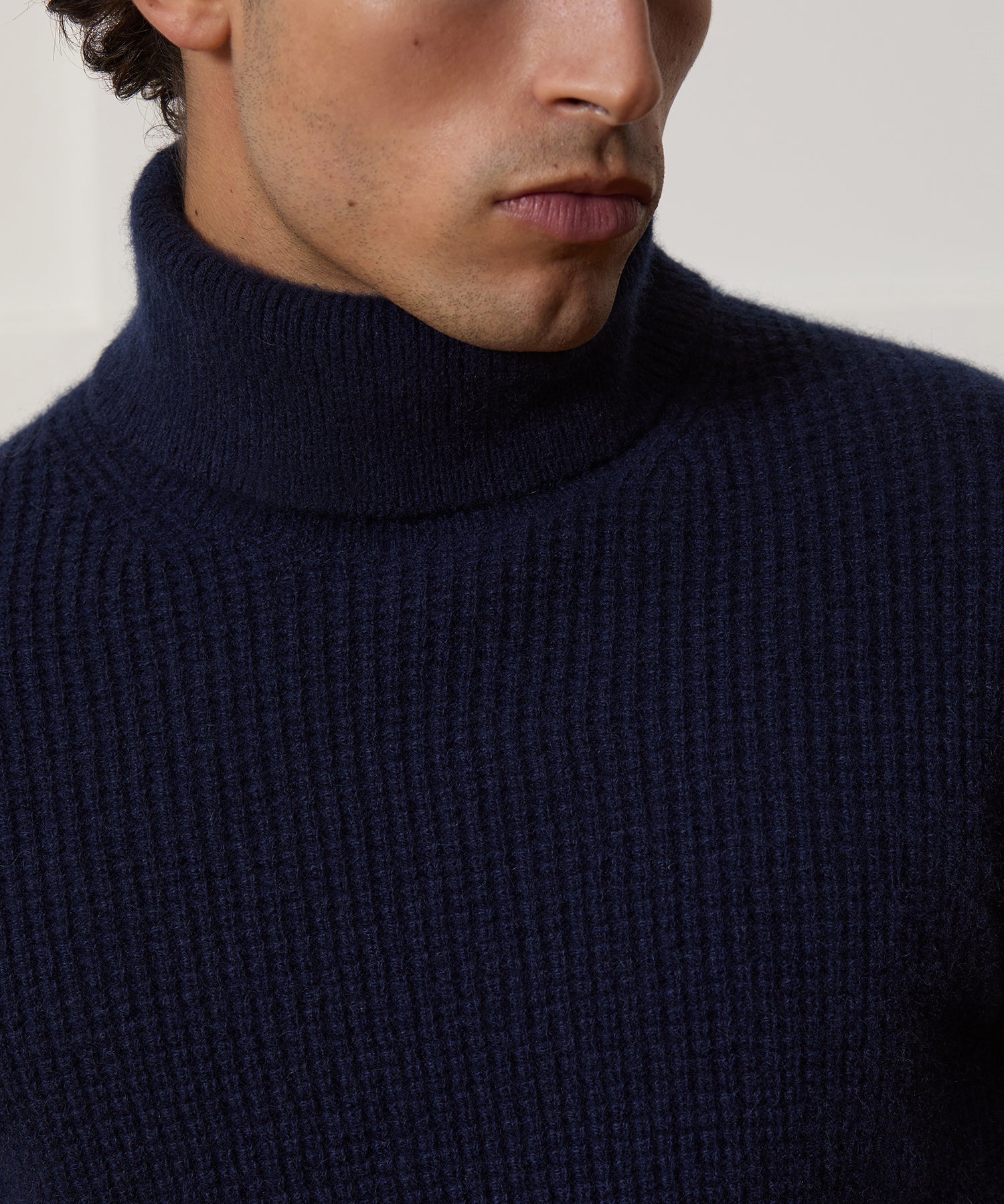 Waffle Cashmere Turtleneck - Image 4