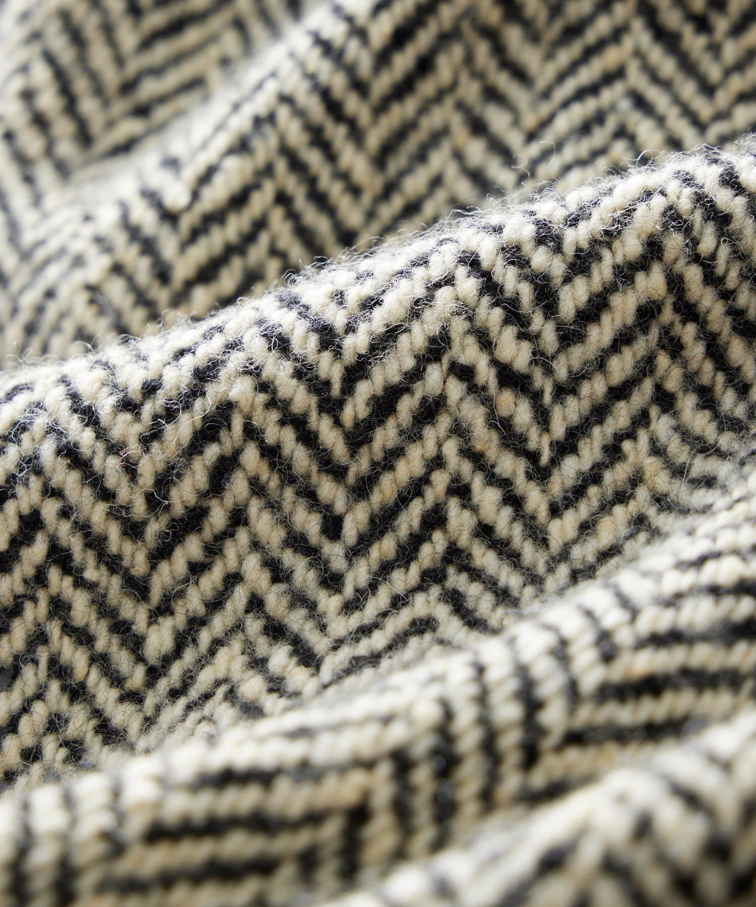 Italian Wool Walking Jacket in Cream Herringbone - Image 3