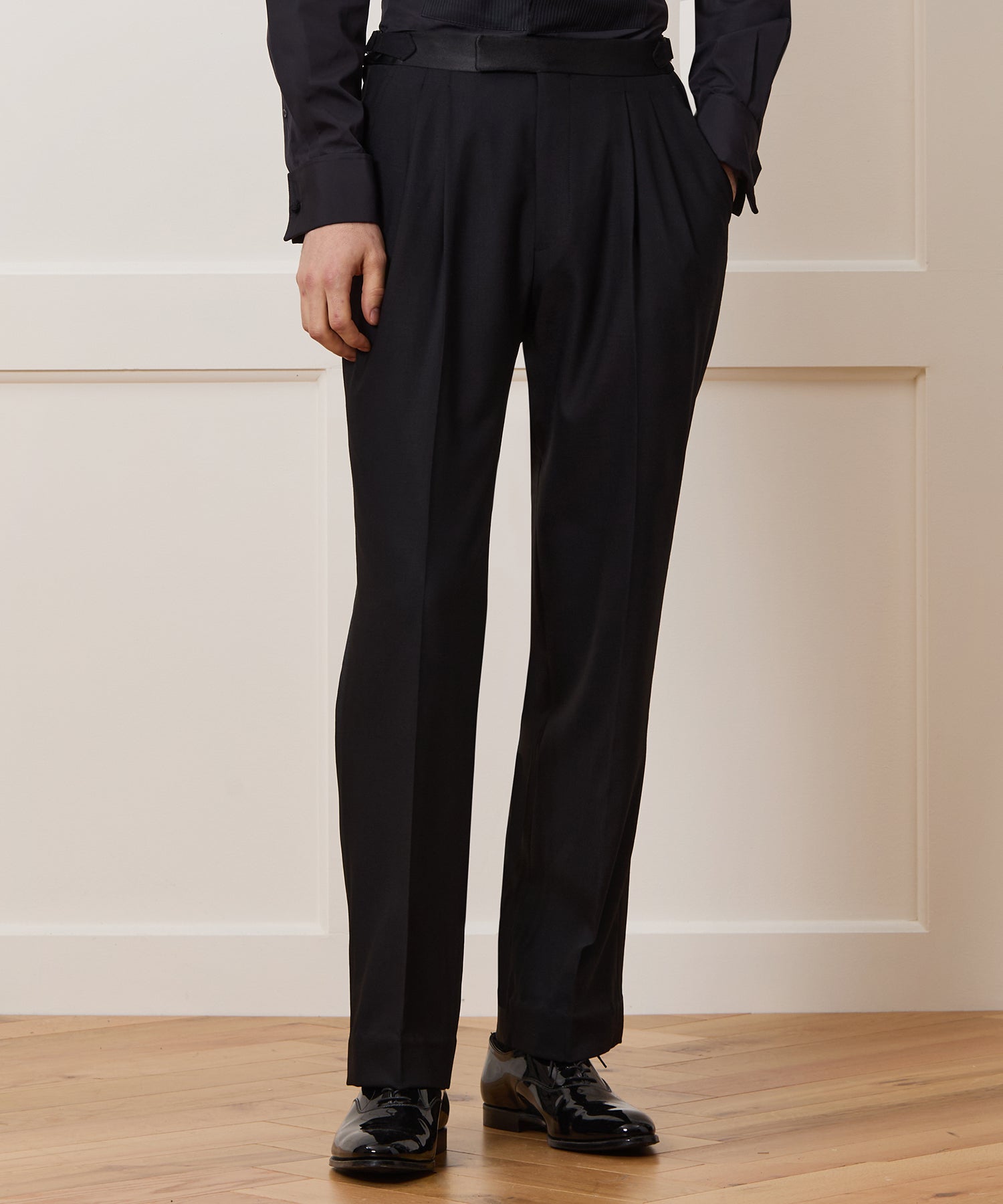 Relaxed Italian Wool Double-Breasted Tuxedo - Image 4