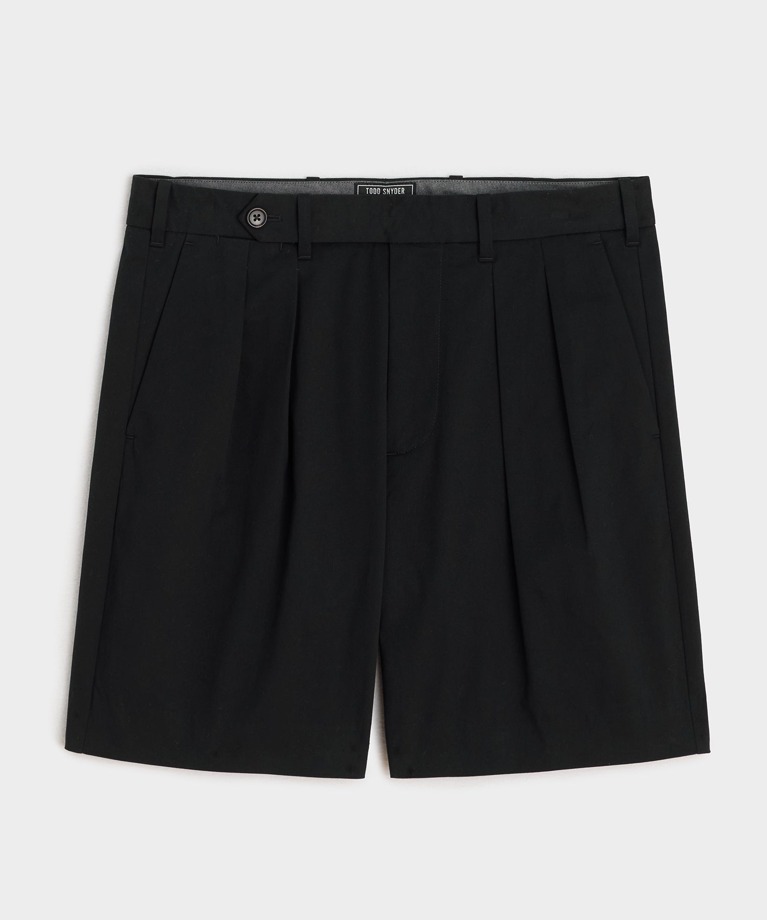 7 Pleated Tab Short