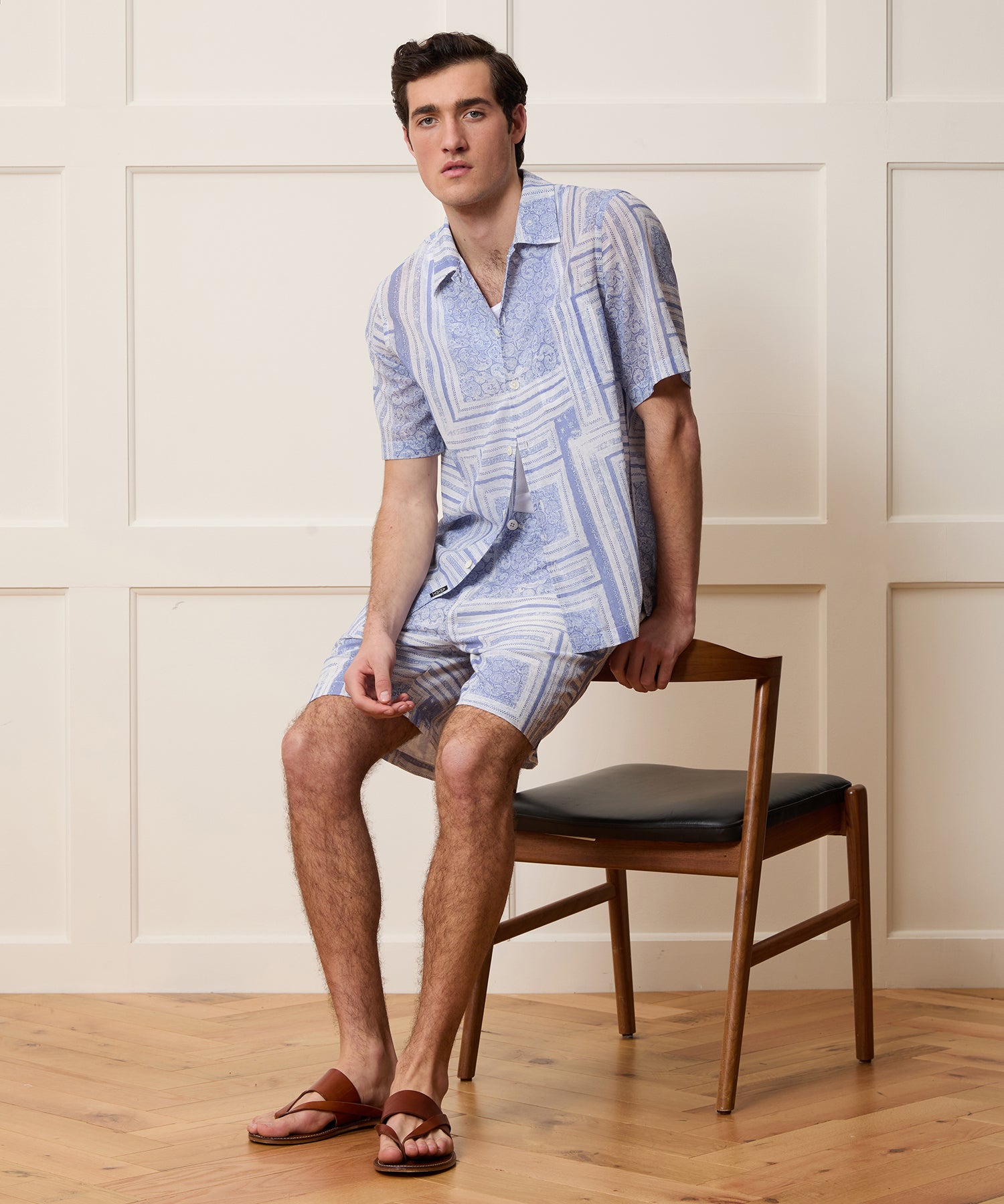 7 Relaxed Cotton Beachcomber Short - Image 3