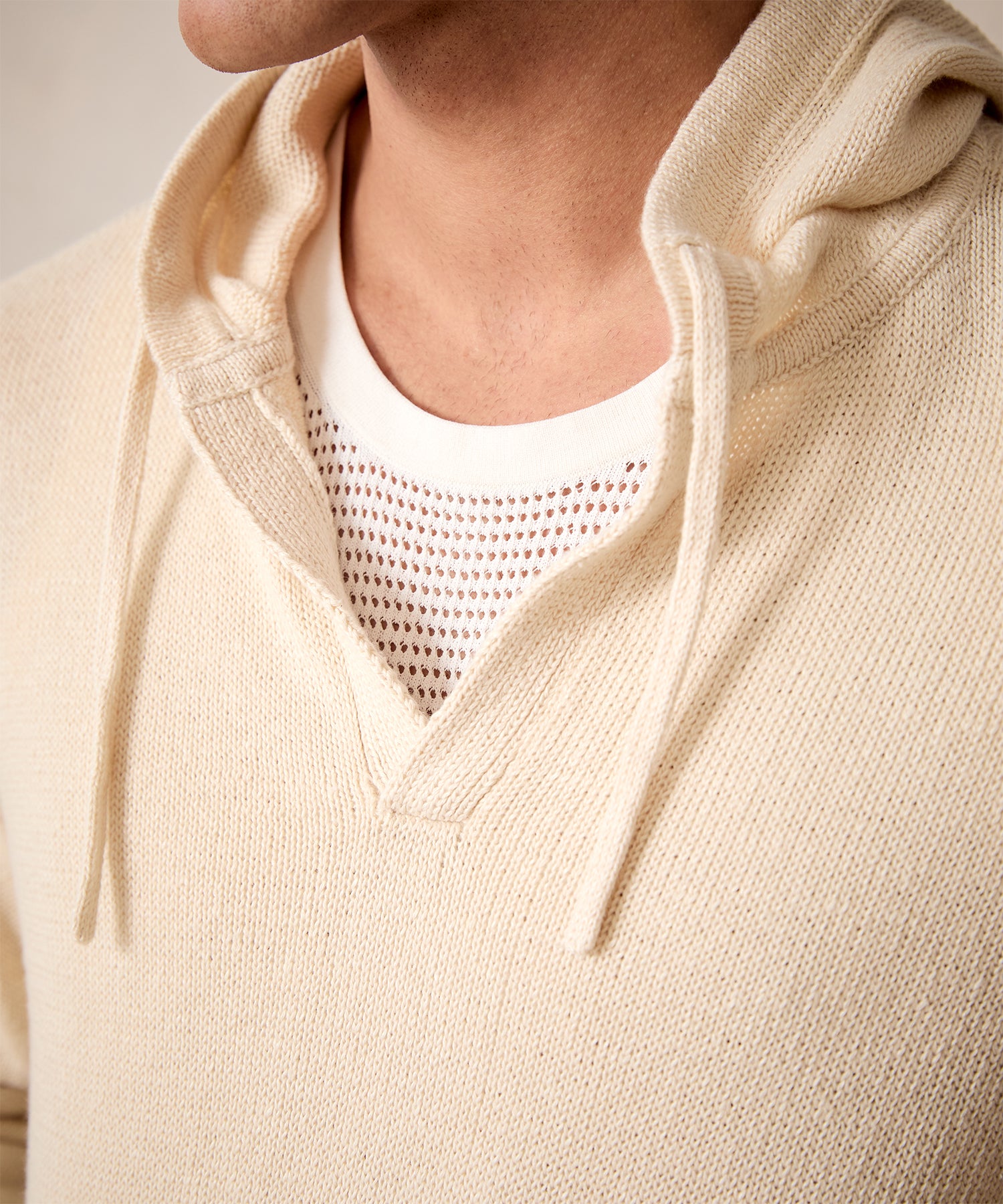 Linen-Cotton Popover Hoodie in Bisque - Image 4
