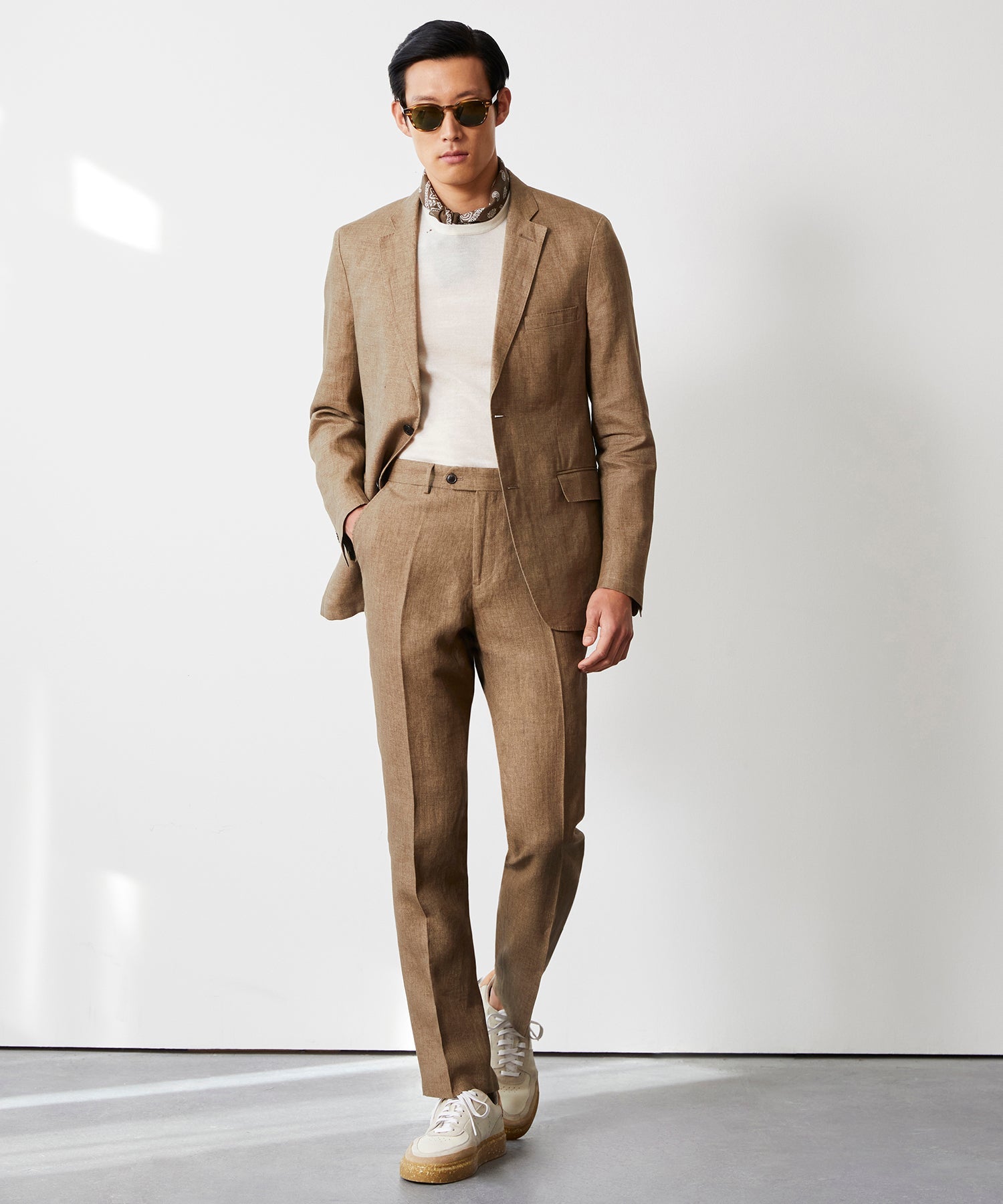 Italian Linen Sutton Jacket in Safari Tan - Image 5