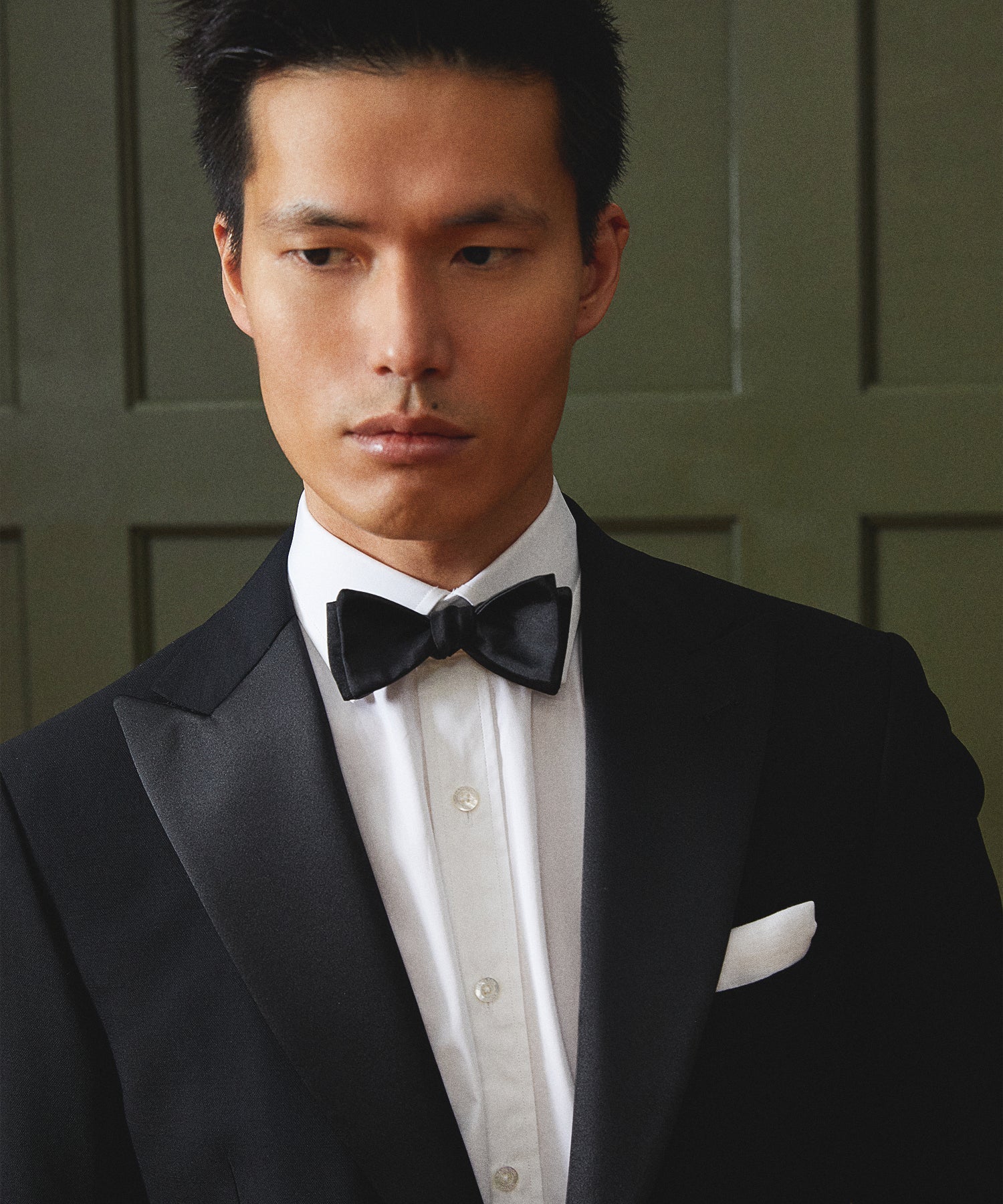 Italian Silk Bowtie in Black - Image 2