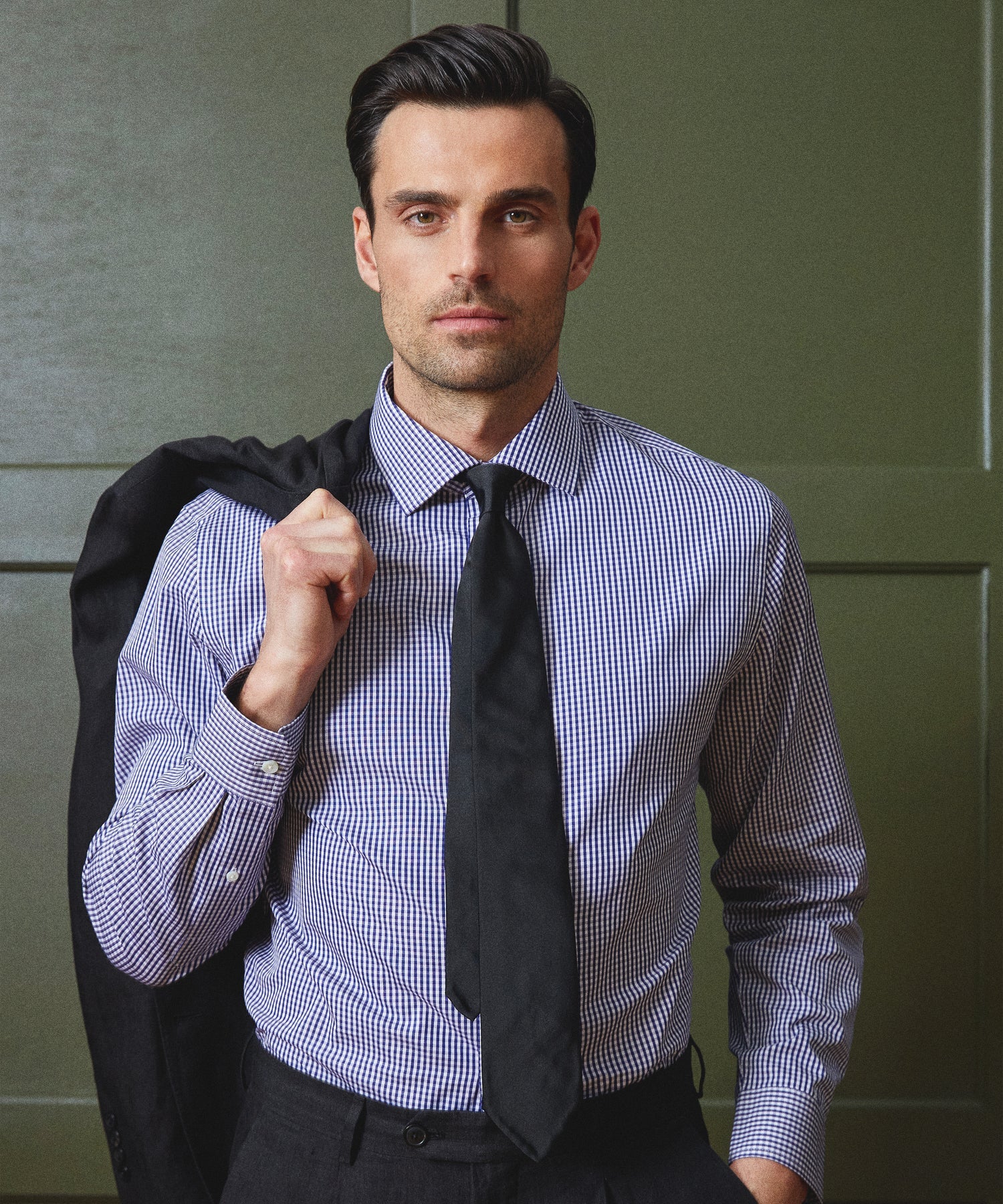 Italian Solid Tie in Black - Image 2