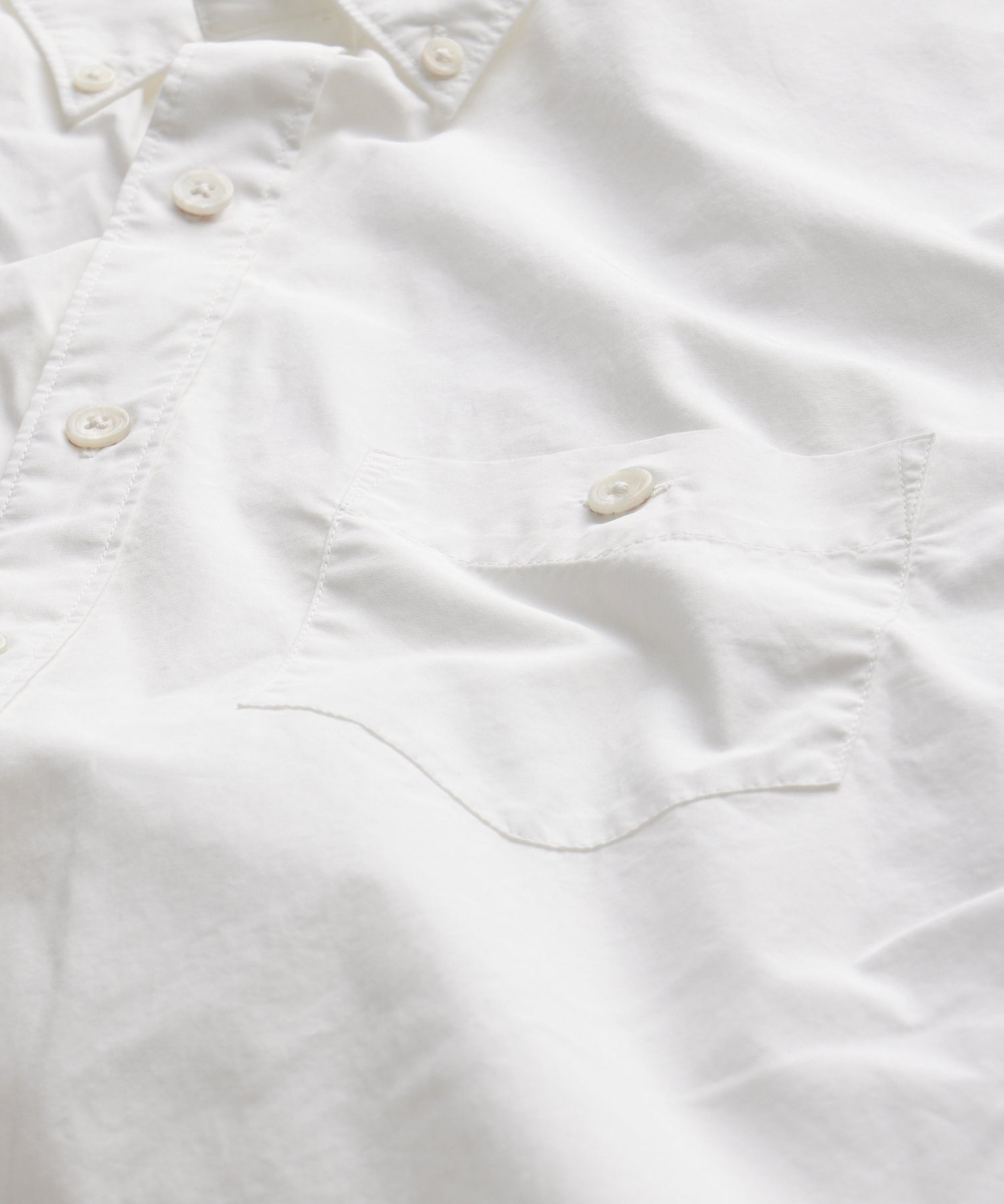 Slim Fit Favorite Poplin Shirt in White - Image 4