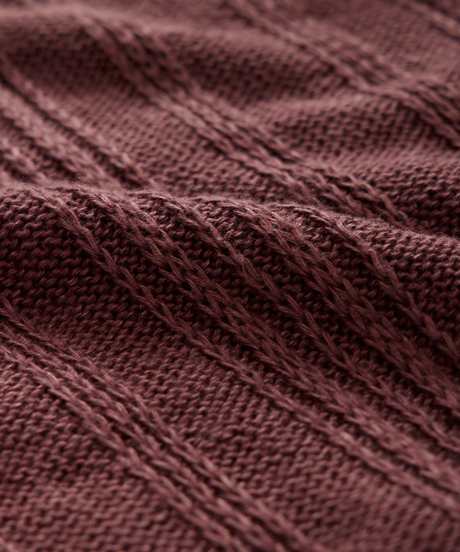 Textured Stitch Vest in Burgundy - Image 3